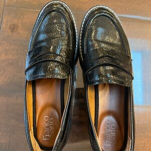Franco Sarto woman’s  Black crinkle lug sole Loafers. SZ 9W